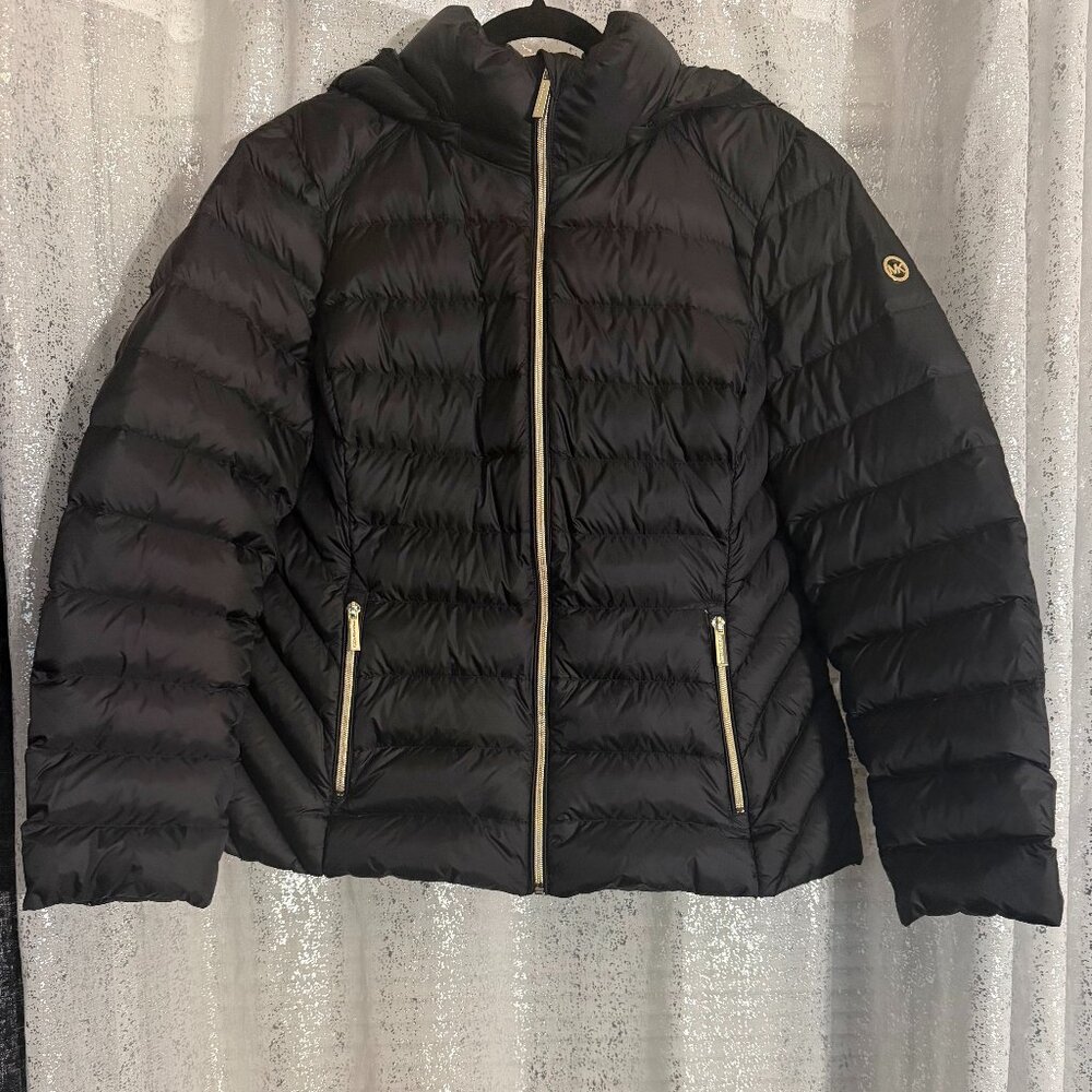 Michael Michael Kors  MK  Black Packable Down Fill Jacket Size Large